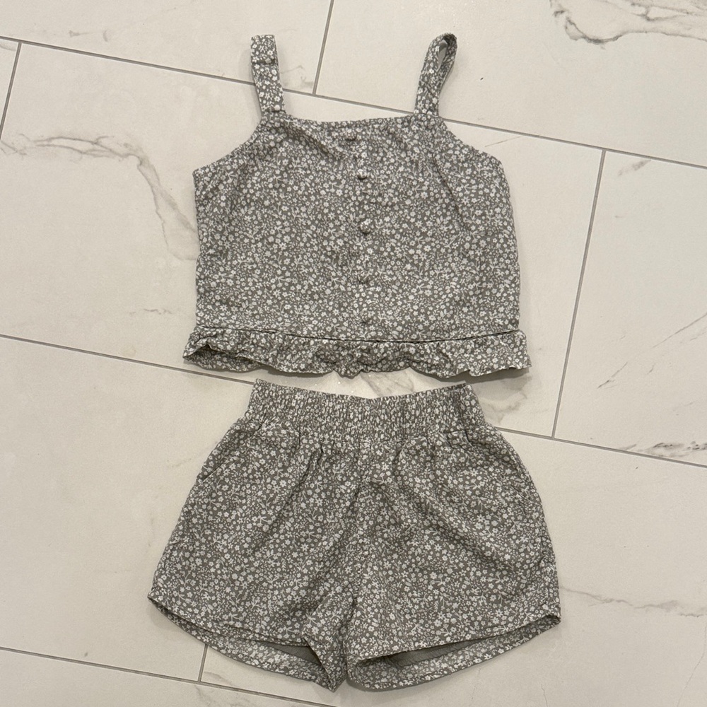 Abercrombie kids sage green two-piece short set.
